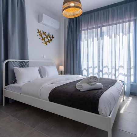Odyssey - Captivating 2-Bedroom Retreat In Larnaca Exteriör bild