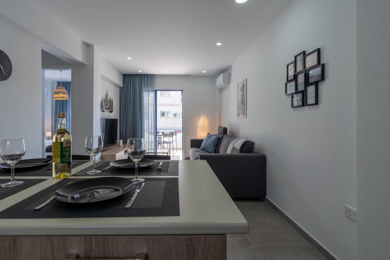 Odyssey - Captivating 2-Bedroom Retreat In Larnaca Exteriör bild