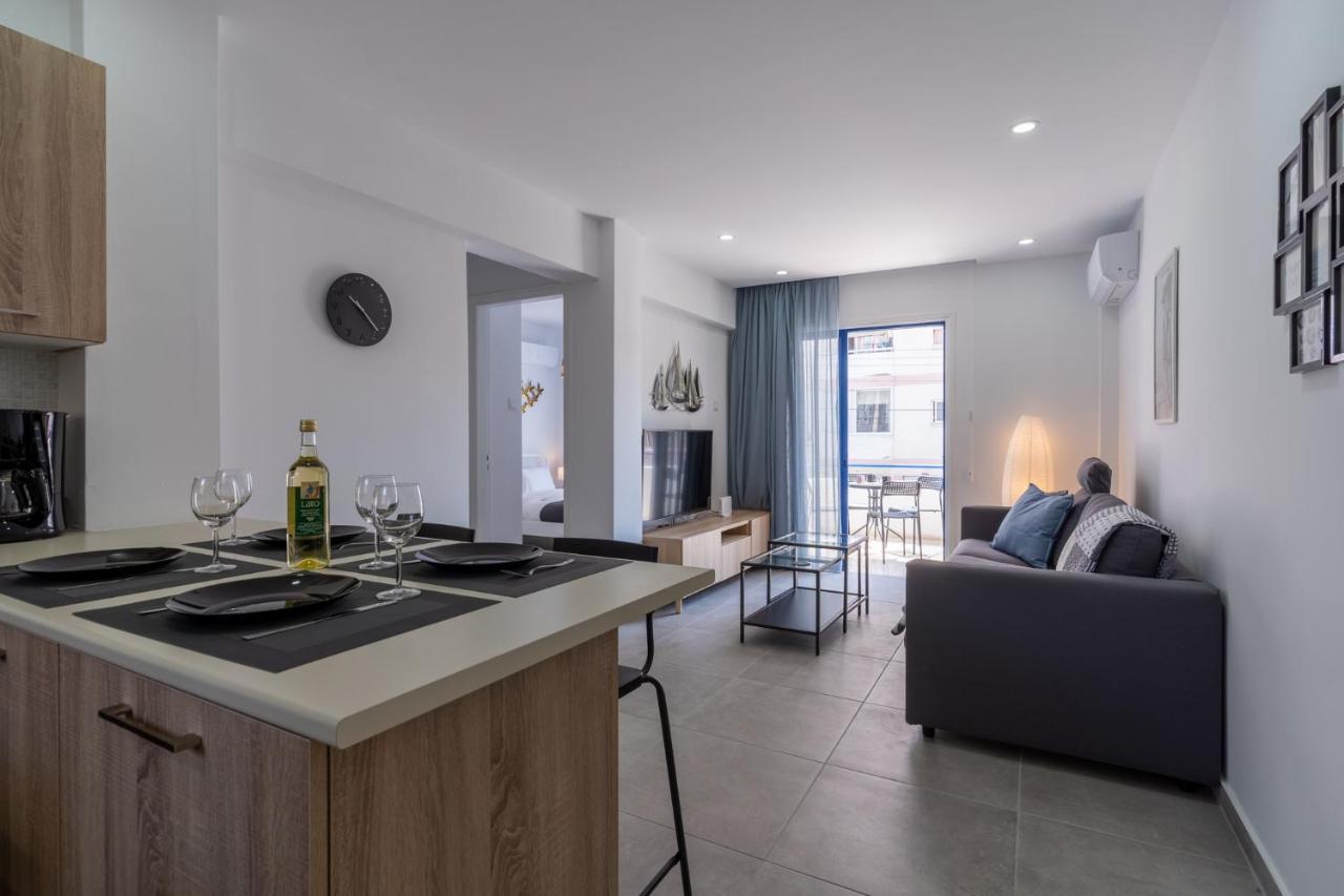 Odyssey - Captivating 2-Bedroom Retreat In Larnaca Exteriör bild